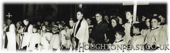 Canon Oswald Noel Gwilliam, Rector, in the centre at the 1957 Houghton Feast Community Hymn Singing