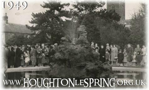 A view of the fountain in Rectory Park in 1949 at the Park's official opening day
