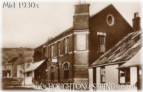 The Lambton Arms Pub, Newbottle Street, in the mid 1930s